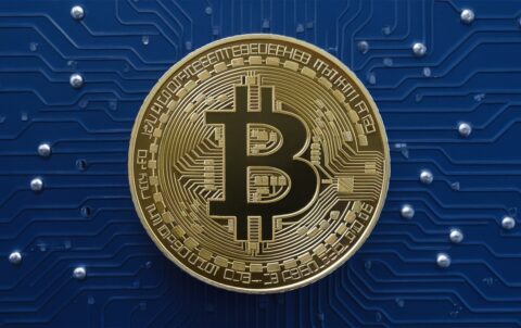 bitcoin-miner-Yr-rWkOaQzakX8jQrWPFBg-WClWiN2BRICE4BBuufs_tQ