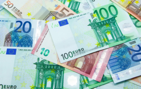 -For-the-euro-there-is-no-shortcut-to-becoming-a-dominant-currency-1