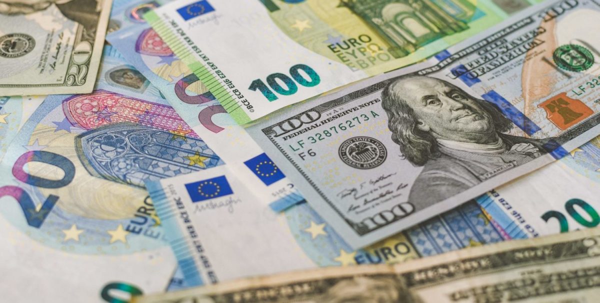 بانک ING: چشم‌انداز تضعیف دلار ادامه دارد؛ احتمال رشد یورو تا سطح ۱.۱۵!