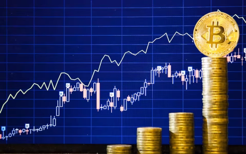 بیت‌کوین در آستانه همایش بزرگ: ثبات قیمتی در دل انتظار و احتیاط!